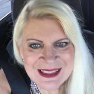 Meet your Posher, Deborah